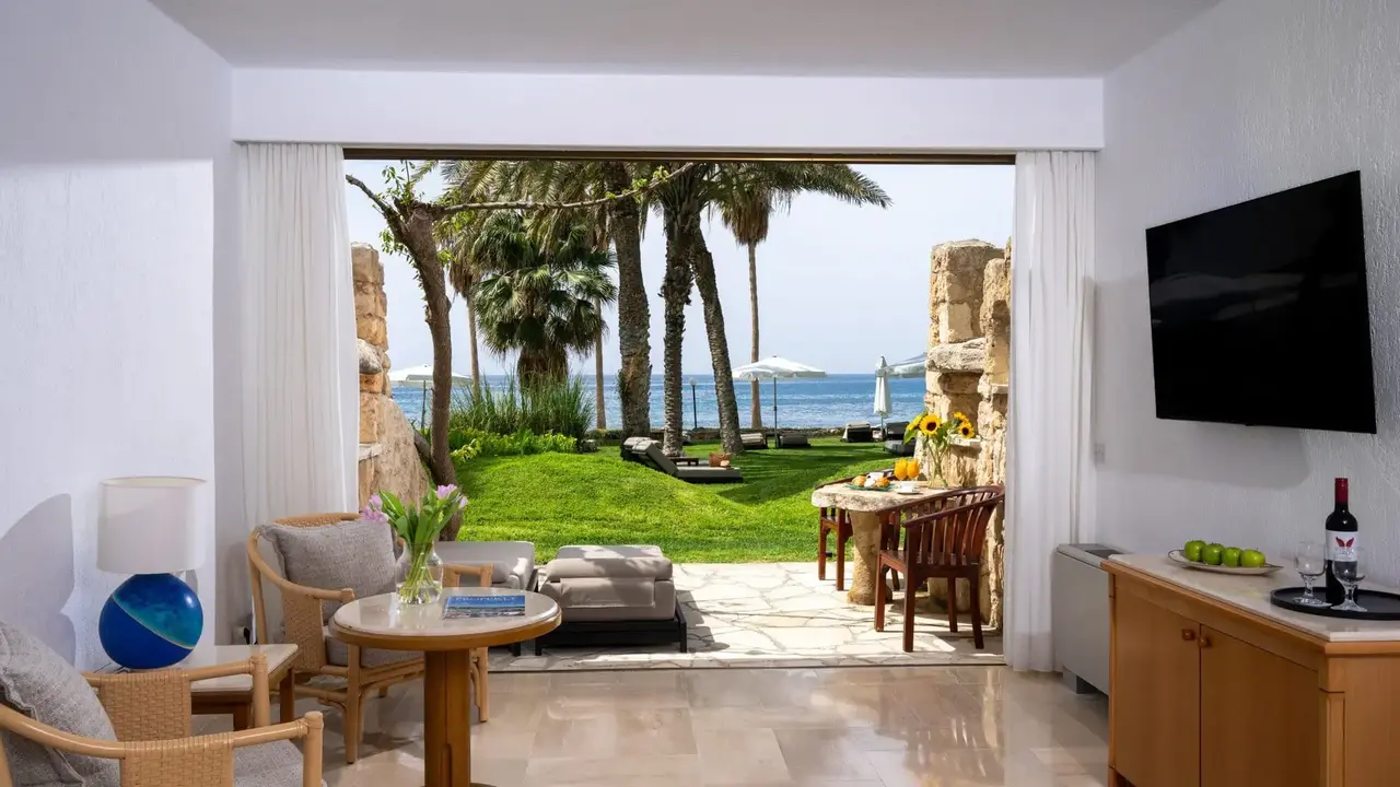 Coral Beach & Resort