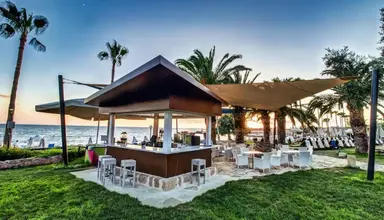 Coral Beach & Resort