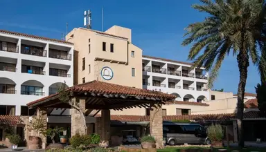 Coral Beach & Resort 
