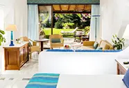 Coral Beach & Resort 