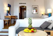 Coral Beach & Resort 