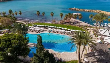 Coral Beach & Resort 