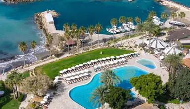 Coral Beach & Resort 