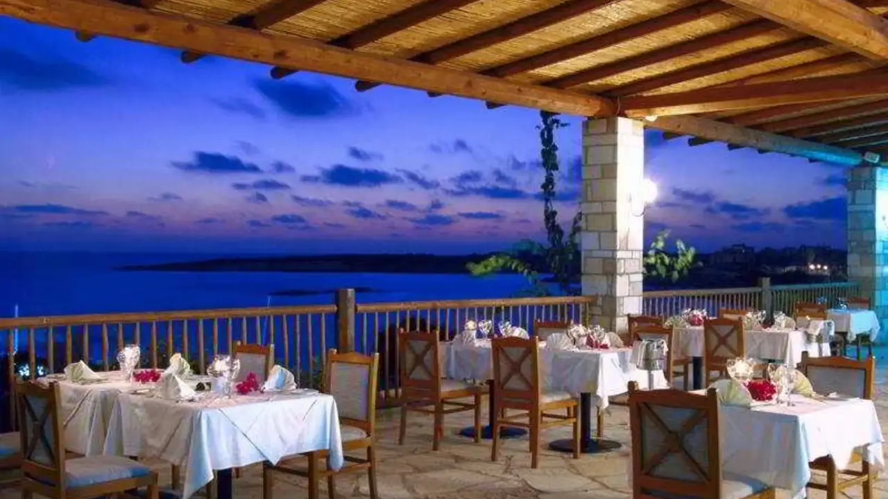 Coral Beach & Resort