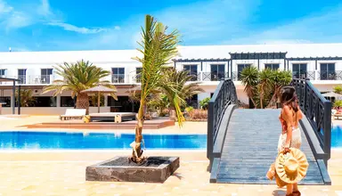 Coral Cotillo Beach