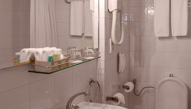 Coral Hotel Athens