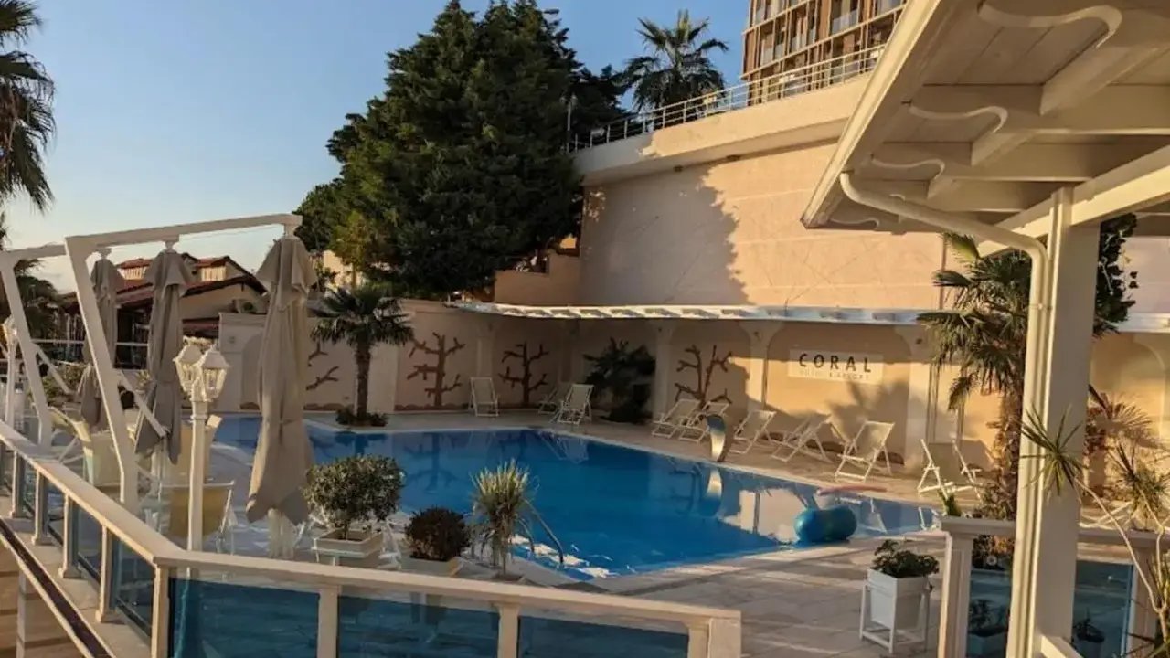 Coral Hotel & Resort