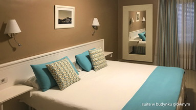 Coral La Quinta Park Suites