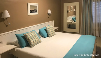 Coral La Quinta Park Suites