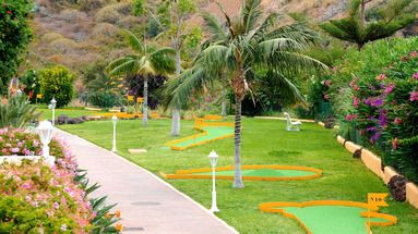 Coral La Quinta Park Suites
