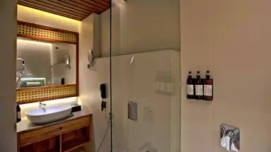 Coral Reef Resort & Spa
