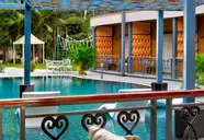 Coral Reef Resort & Spa