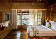 Coral Reef Resort & Spa