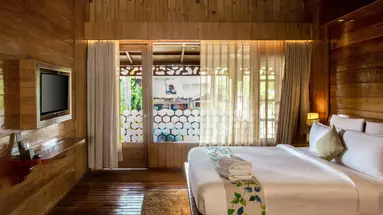 Coral Reef Resort & Spa