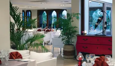 Coral Sea Aqua Club