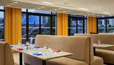 Coral Sea Aqua Club