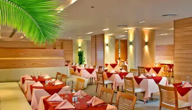 Coral Sea Aqua Club
