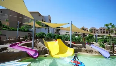 Coral Sea Aqua Club