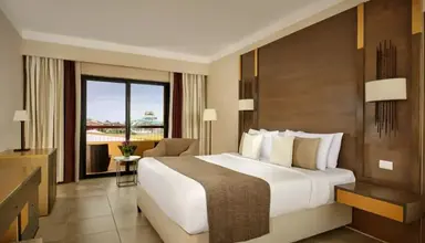 Coral Sea Aqua Club