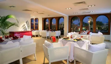 Coral Sea Aqua Club