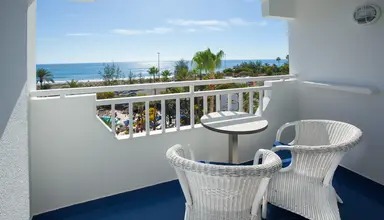 Corallium Beach by Lopesan Hotels