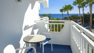 Corallium Beach by Lopesan Hotels