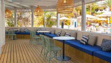 Corallium Beach by Lopesan Hotels