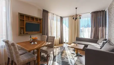 Cornelia Deluxe Residence