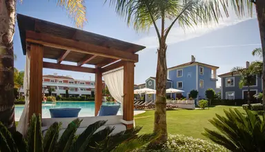 Cortijo Del Mar Resort