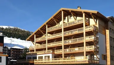 Cortina