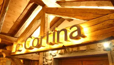 Cortina