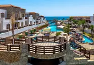 Costa Lindia Beach