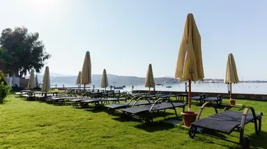 Costa Luvi