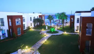 Costa Luvi