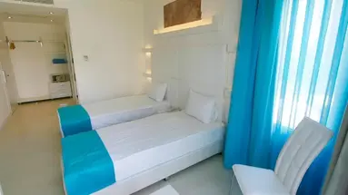 Costa Luvi
