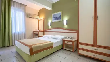 Costa Mediterraneo