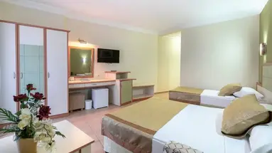 Costa Mediterraneo