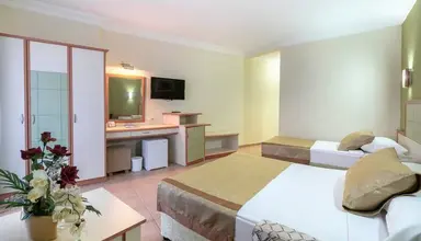 Costa Mediterraneo