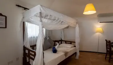 Cote Dor Lodge