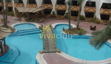 Country Club