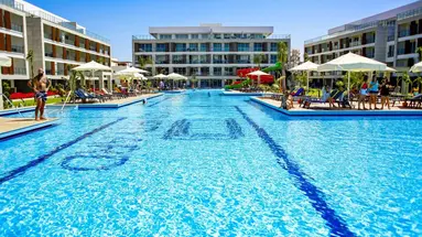 Courtyard Long Beach