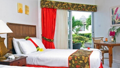 Coyaba Beach Resort (St. George's)