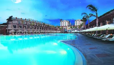 Cratos Premium & Casino