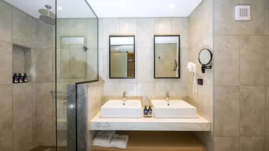 Creek Hotel & Residences
