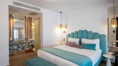 Cresanto Luxury Suites
