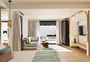 Cresanto Luxury Suites