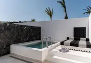 Cresanto Luxury Suites