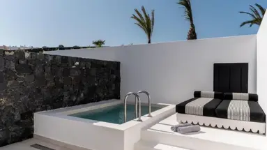 Cresanto Luxury Suites