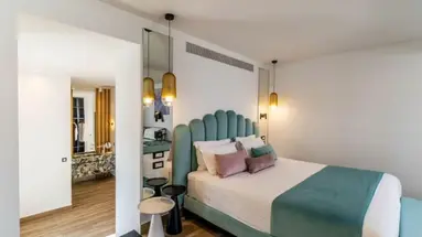 Cresanto Luxury Suites