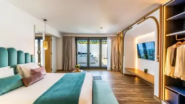 Cresanto Luxury Suites